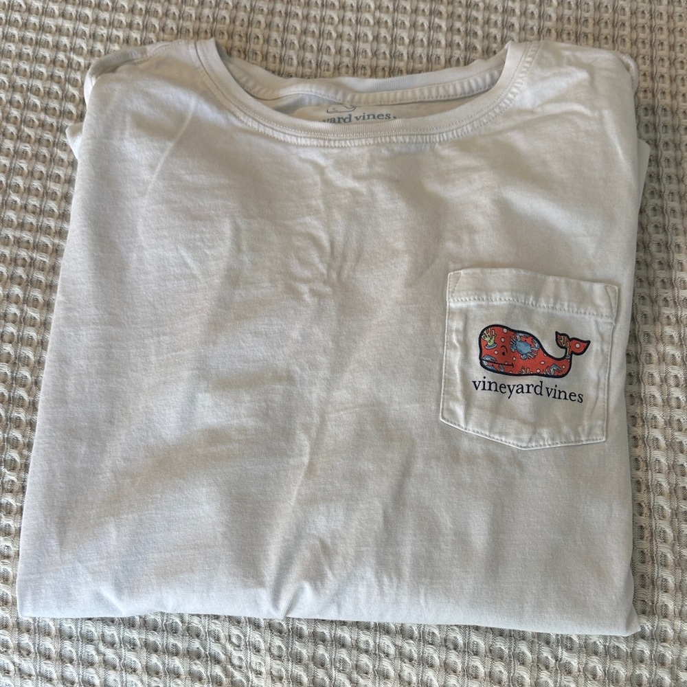 Vineyard Vines Womens White Long Sleeve Tee with Whale Pocket